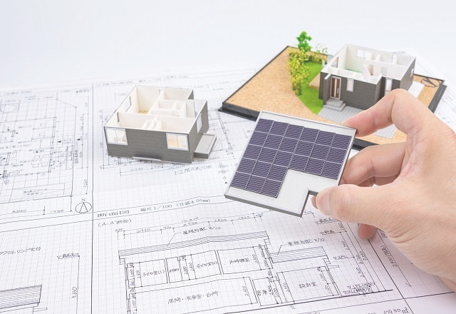 家の図面と太陽光発電