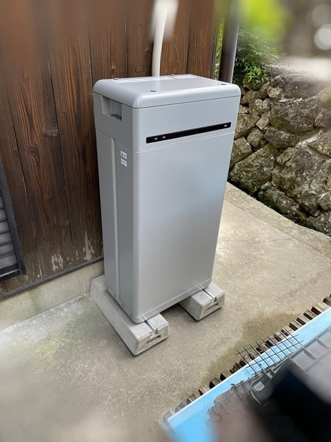 蓄電池の施工事例